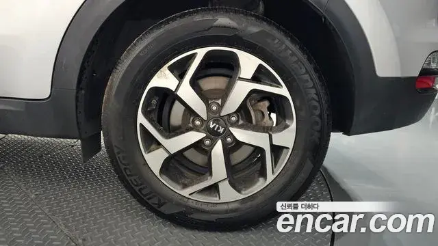 Kia Sportage The Bold 2021 — Photo 18/32