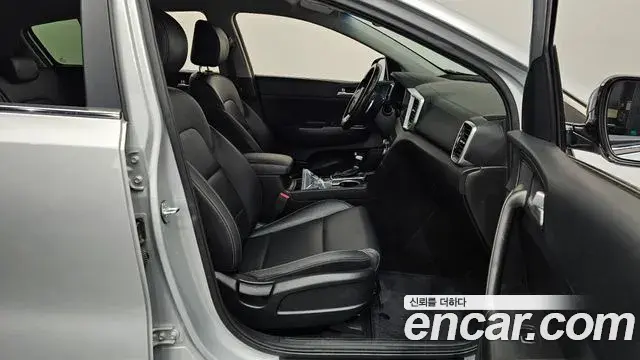 Kia Sportage The Bold 2021 — Photo 12/32
