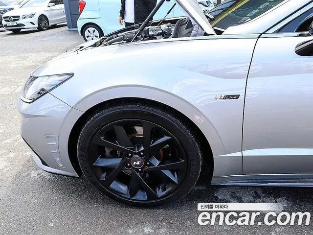 Hyundai Sonata Hybrid 2021 — Şəkil 16/20