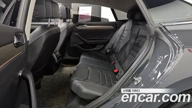Volkswagen Arteon 2020 — Şəkil 22/31