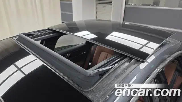 Audi A6 2023 — Photo 1/20