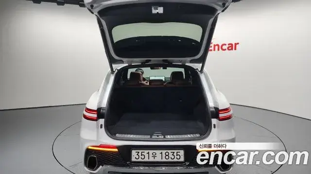 Genesis GV70 2022 — Şəkil 16/20