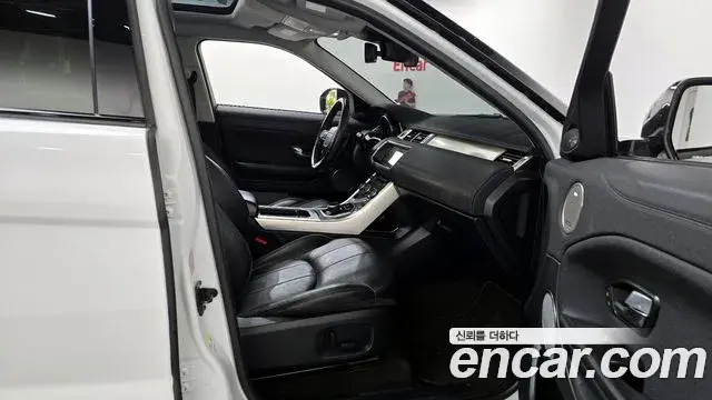 Land Rover Range Rover Evoque 2018 — Şəkil 4/32