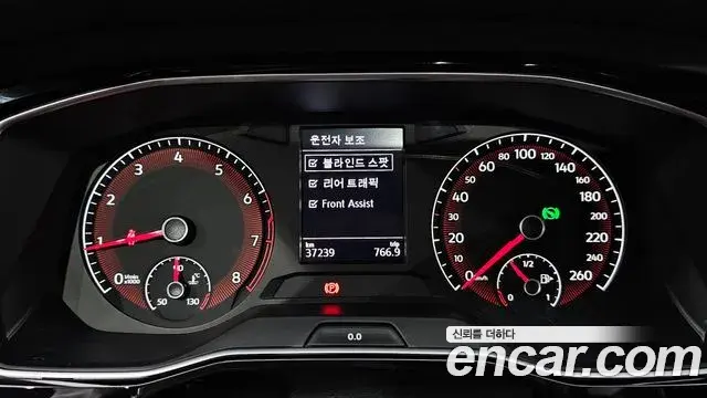 Volkswagen Jetta 2020 — Şəkil 18/20