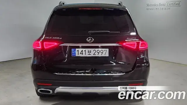 Mercedes-Benz GLE-Class 2020 — ფოტო 11/20