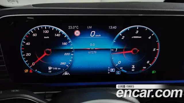 Mercedes-Benz GLE-Class 2020 — ფოტო 12/20