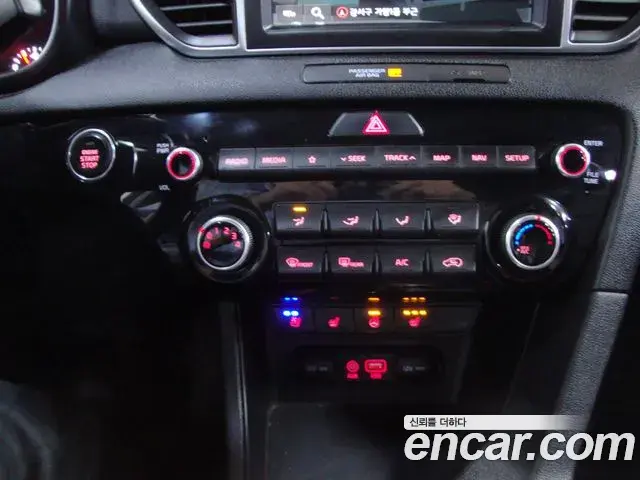 Kia Sportage The Bold 2018 — Photo 18/20