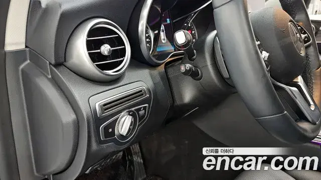 Mercedes-Benz C-Class 2019 — ფოტო 20/20