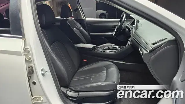 Hyundai Sonata Hybrid 2019 — Şəkil 19/20