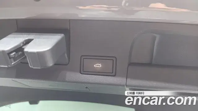 Volkswagen Arteon 2023 — Photo 2/35