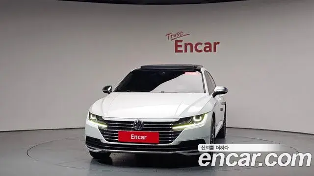 Volkswagen Arteon 2020 — Şəkil 31/35