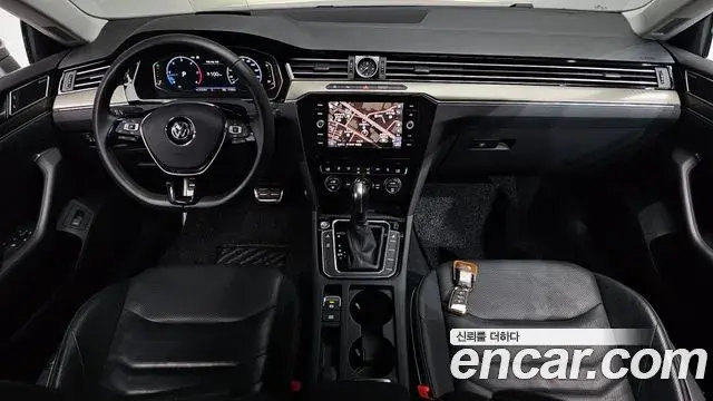 Volkswagen Arteon 2020 — Şəkil 26/35
