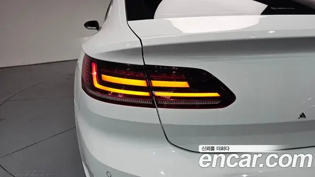 Volkswagen Arteon 2020 — Şəkil 20/35