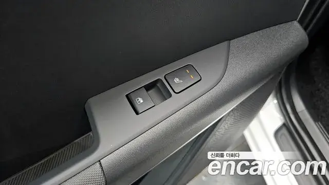 Kia Niro 2025 — Photo 5/30