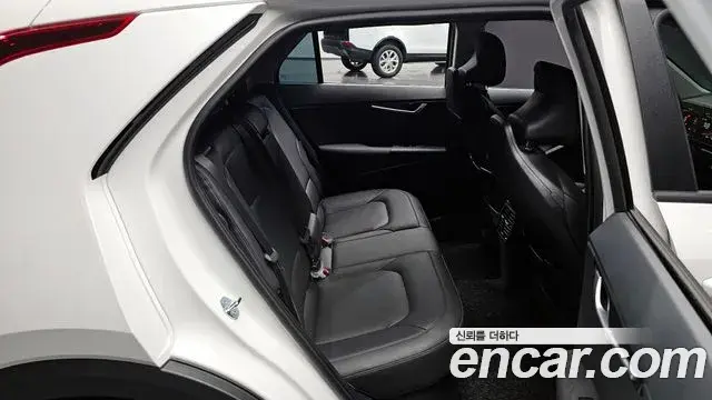 Kia Niro 2025 — Photo 24/30