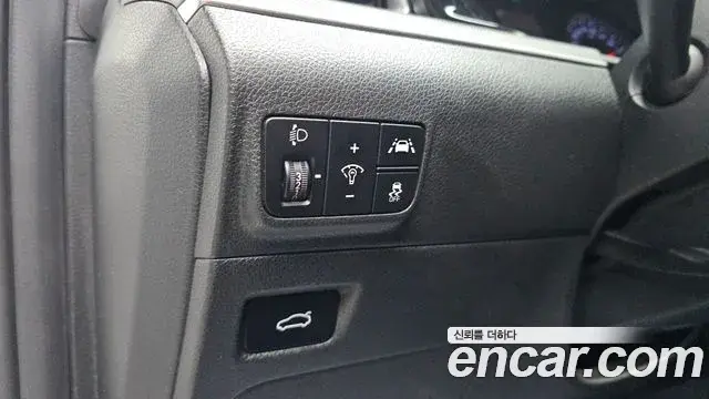 Kia K5 2020 — ფოტო 4/20
