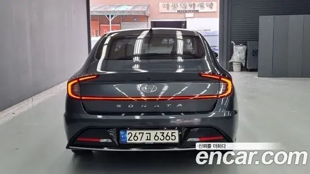Hyundai Sonata 2019 — Фото 4/18