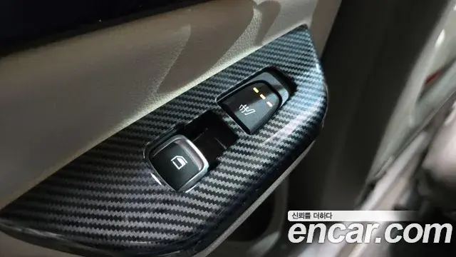 Kia Carnival 2021 — Photo 10/31