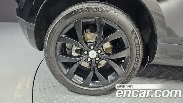 Land Rover Range Rover Evoque 2020 — Фото 5/20