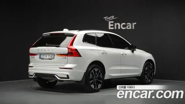 Volvo XC60 2025 — Şəkil 3/38