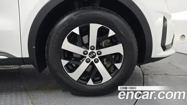Kia Sorento 2021 — Photo 24/34