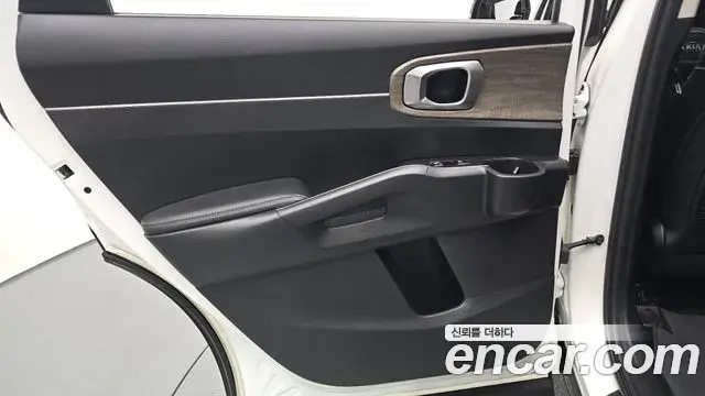 Kia Sorento 2021 — Photo 22/34