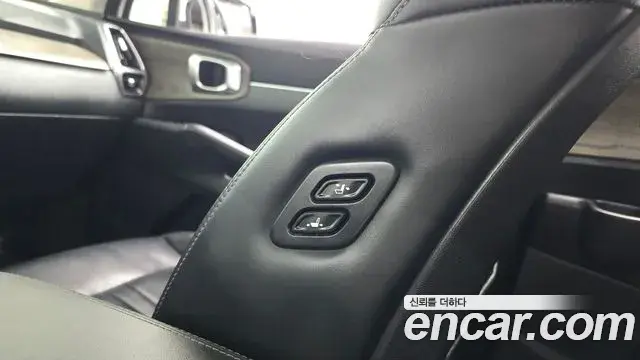 Kia Sorento 2021 — Photo 19/34
