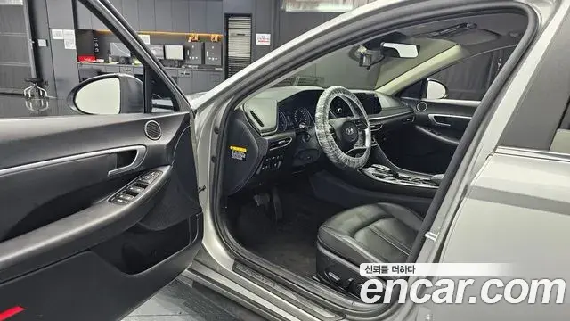 Hyundai Sonata 2019 — Фото 10/20