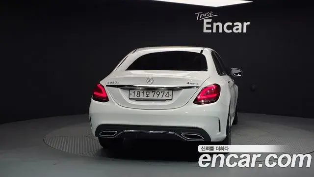 Mercedes-Benz C-Class 2019 — Фото 4/20