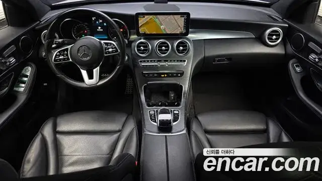 Mercedes-Benz C-Class 2019 — Фото 7/20