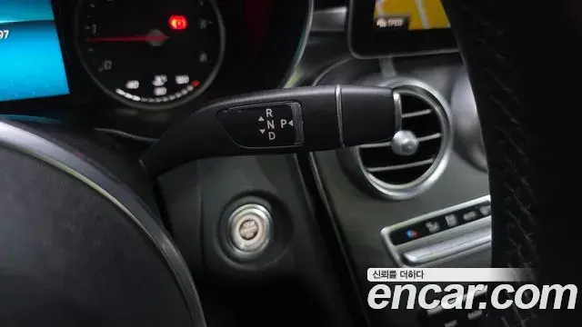 Mercedes-Benz C-Class 2019 — Фото 9/20