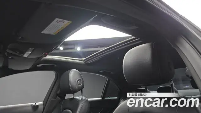 Mercedes-Benz C-Class 2019 — Фото 14/20