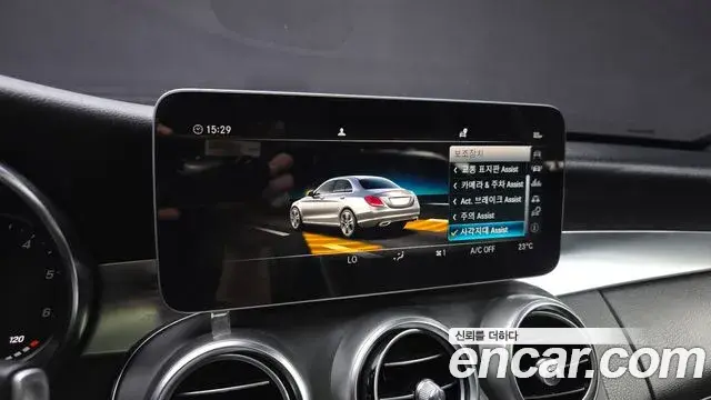 Mercedes-Benz C-Class 2019 — Фото 16/20