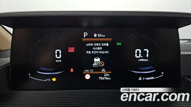 Hyundai Staria 2021 — Фото 8/20