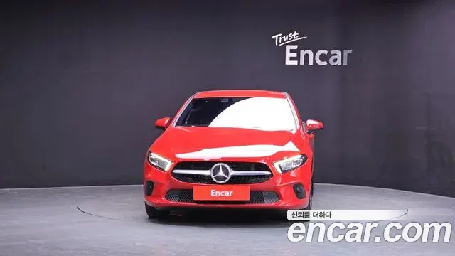 Mercedes-Benz A-Class 2019 — ფოტო 16/30