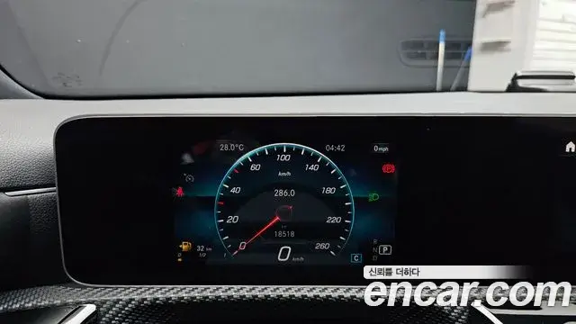 Mercedes-Benz A-Class 2019 — ფოტო 28/30