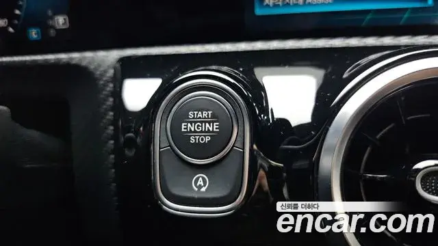 Mercedes-Benz A-Class 2019 — ფოტო 30/30