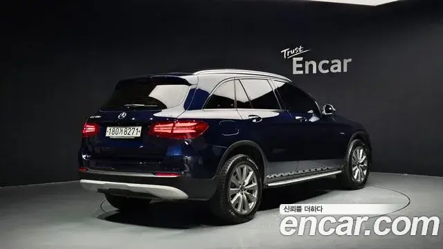 Mercedes-Benz GLC-Class 2018 — ფოტო 5/30