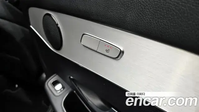 Mercedes-Benz GLC-Class 2018 — ფოტო 27/30
