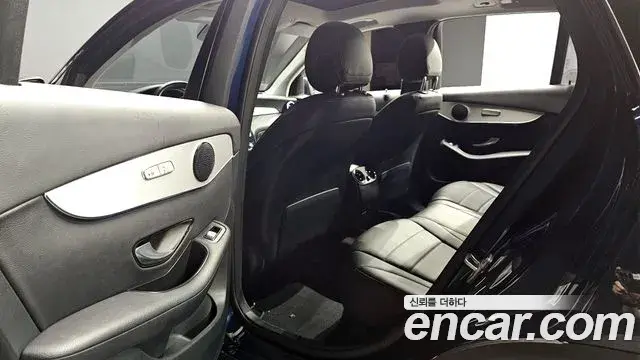Mercedes-Benz GLC-Class 2018 — ფოტო 2/30