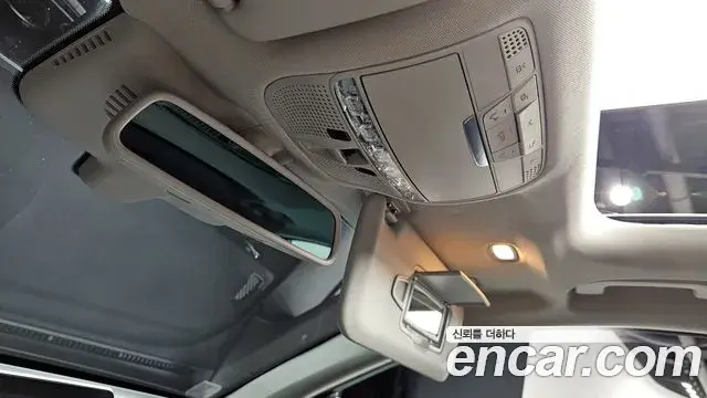 Mercedes-Benz GLC-Class 2018 — ფოტო 28/30