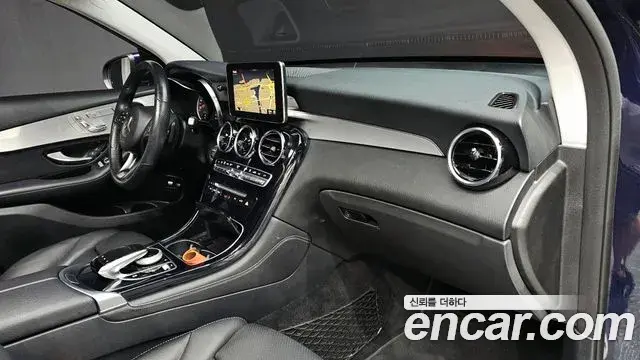 Mercedes-Benz GLC-Class 2018 — ფოტო 26/30