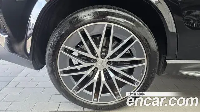 Mercedes-Benz GLE-Class 2025 — ფოტო 34/34