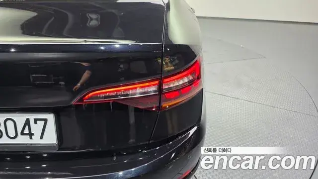 Volkswagen Jetta 2021 — Şəkil 27/35