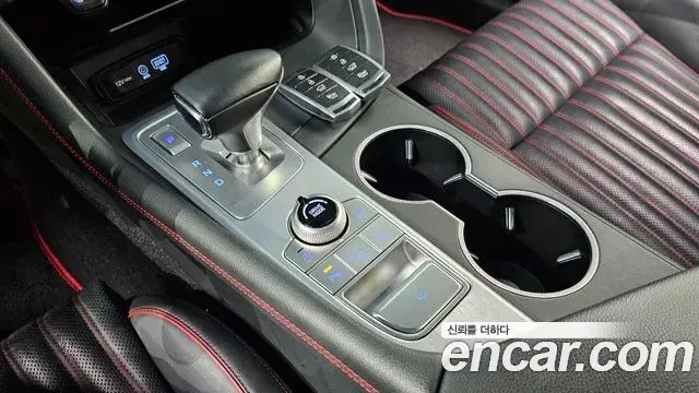 Genesis G70 2019 — ფოტო 4/20