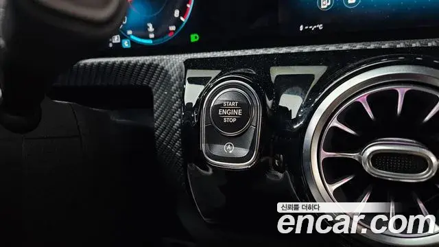 Mercedes-Benz A-Class 2020 — Şəkil 19/30