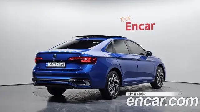 Volkswagen Jetta 2022 — ფოტო 6/20
