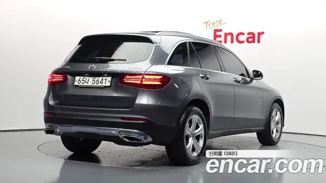 Mercedes-Benz GLC-Class 2018 — Şəkil 20/20