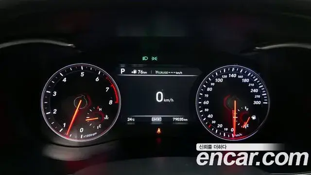 Genesis G70 2019 — Şəkil 13/19