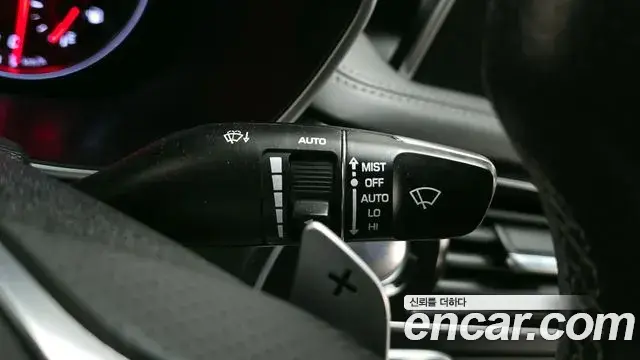 Genesis G70 2019 — Şəkil 1/19